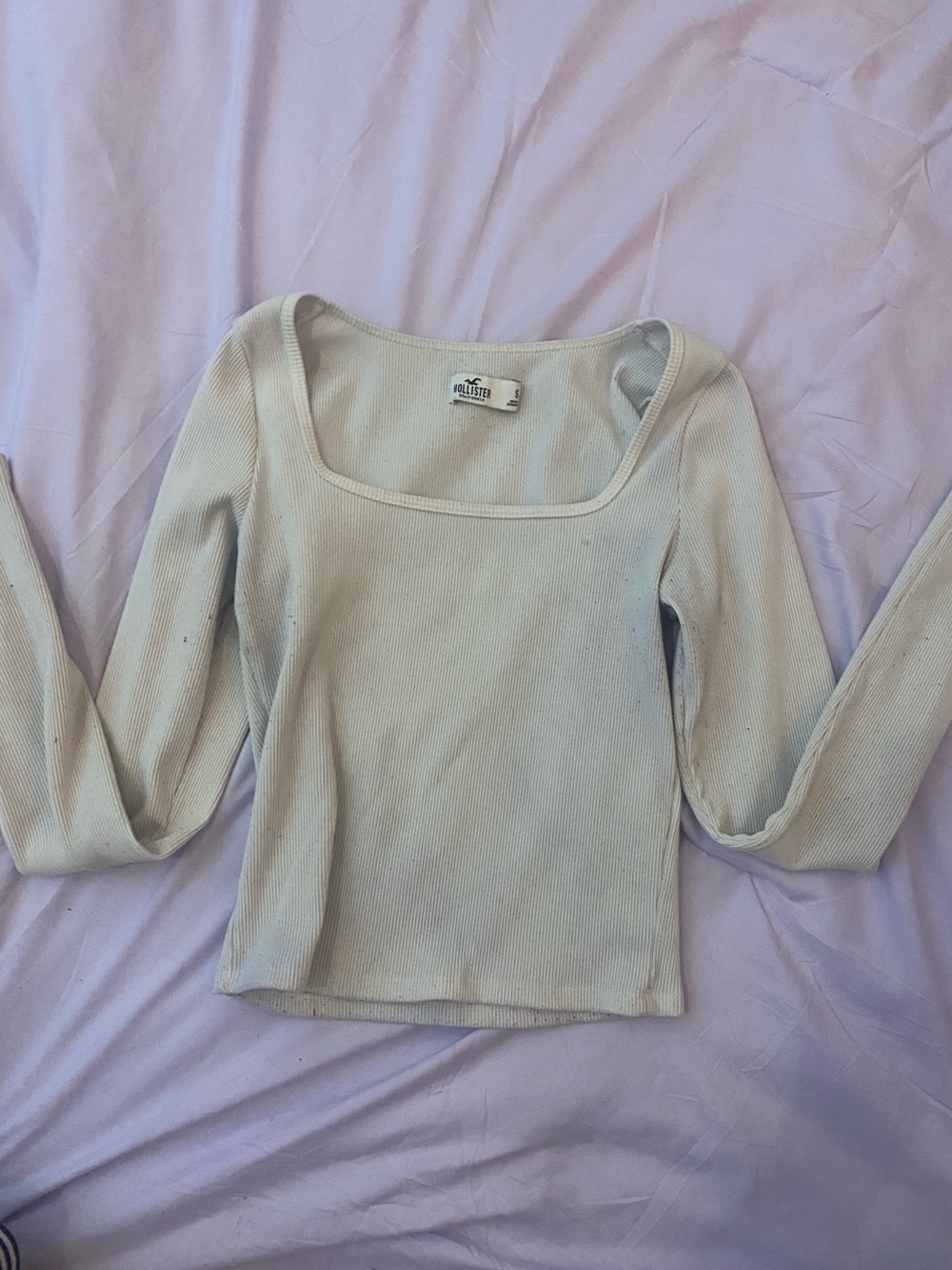 Hollister Women's Cream Ribbed Long Sleeve Square Neck Tee